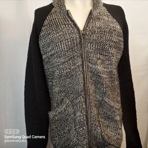 NATIVE Youth Long Sleeve Zip-up Black & Gray Cardigan Sweater Men's Size Medium